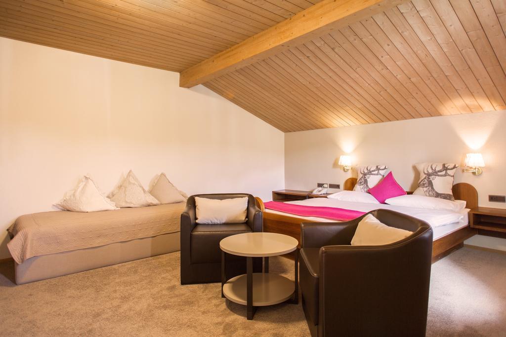 Hotel Garni Roemerhof Innsbruck Ngoại thất bức ảnh